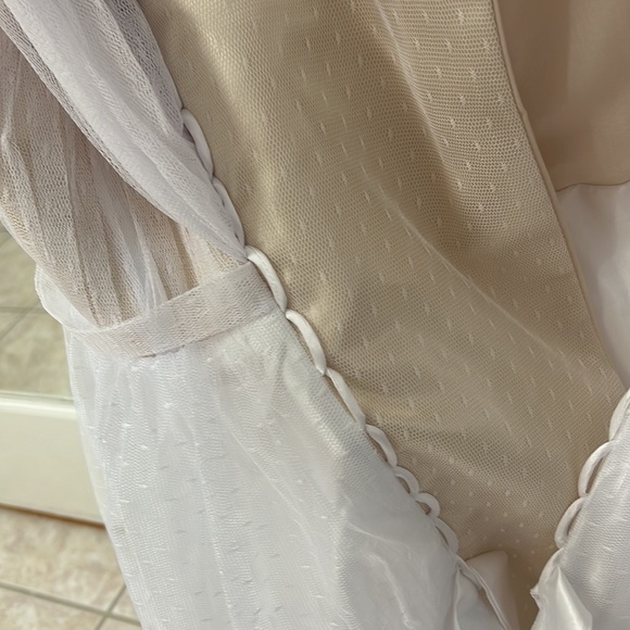 NEW White Sweetheart Lace Up Dress - Picture 16 of 17